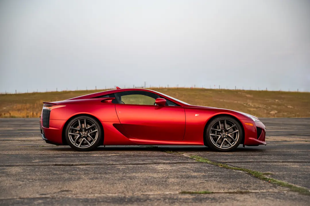 Lexus LFA