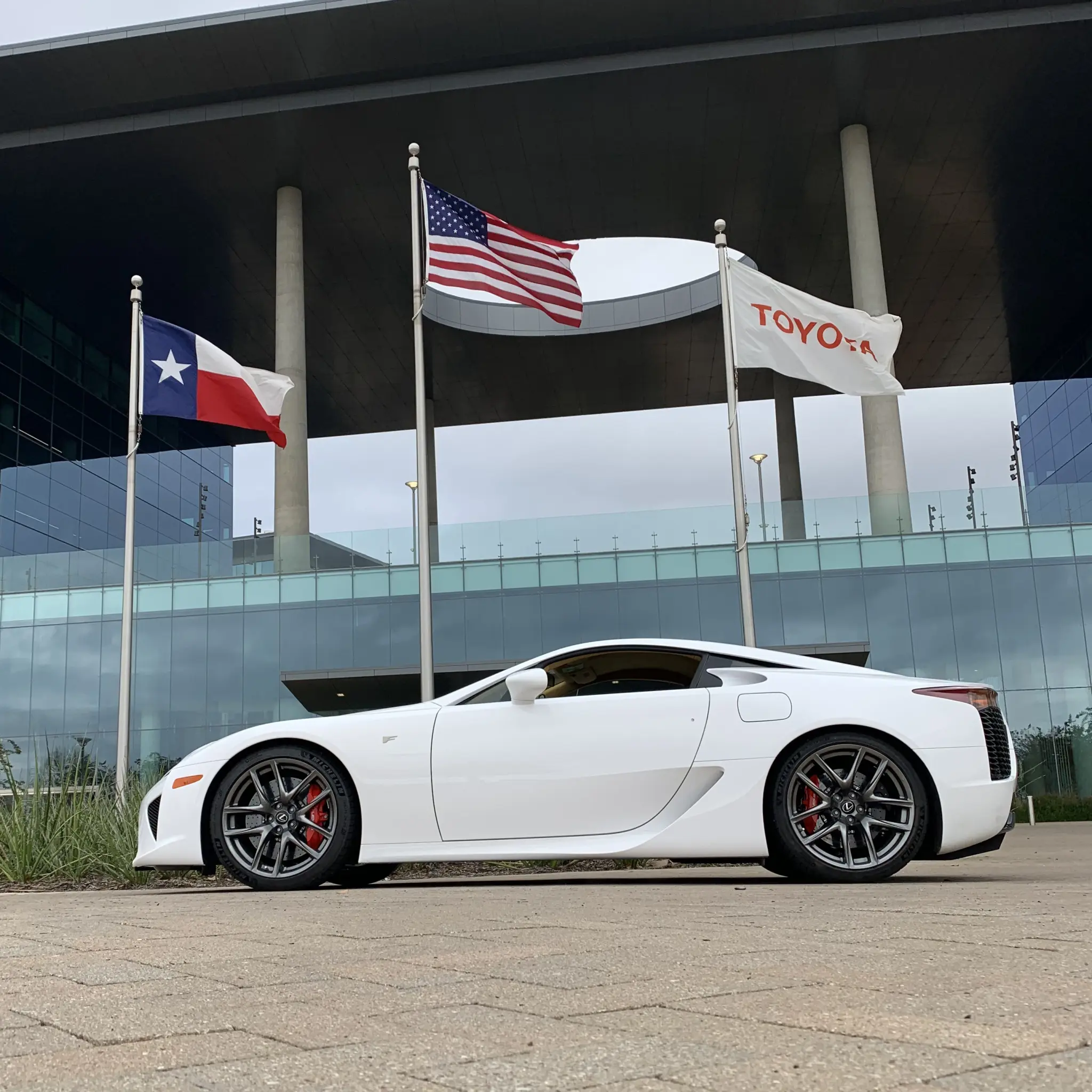 Lexus LFA